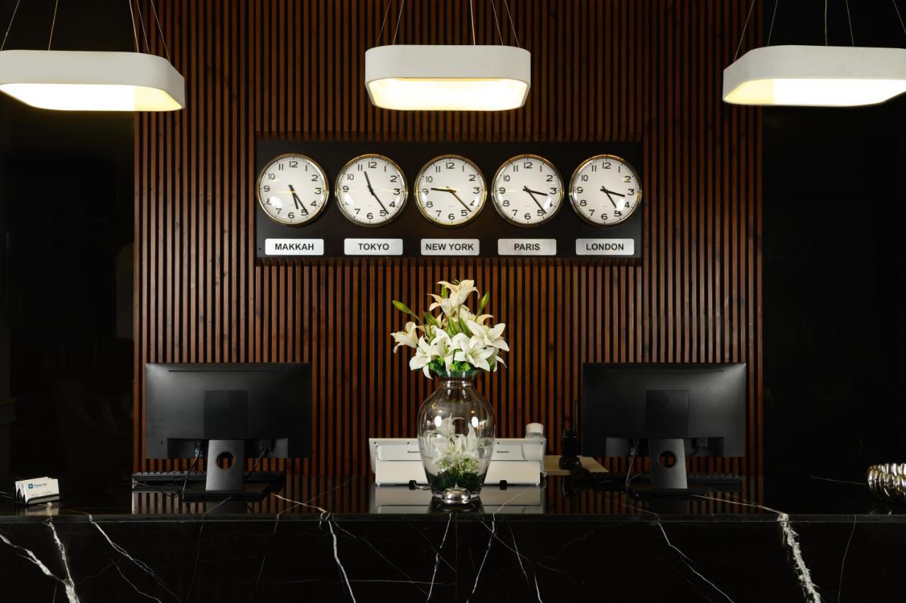 Tripper Inn Dammam Bagian luar foto