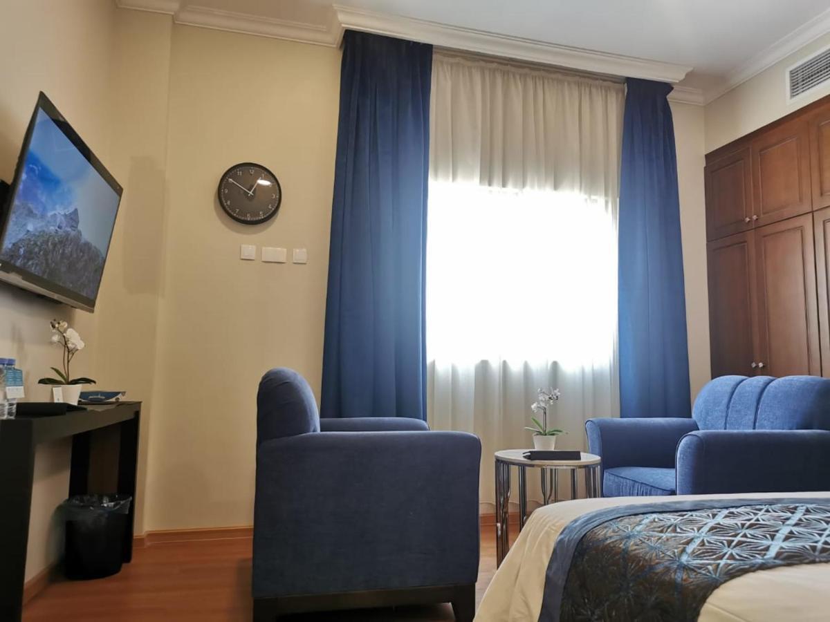 Tripper Inn Dammam Bagian luar foto