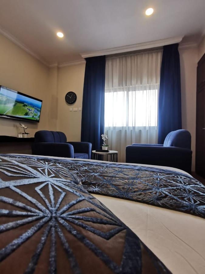 Tripper Inn Dammam Bagian luar foto