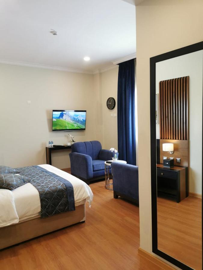 Tripper Inn Dammam Bagian luar foto