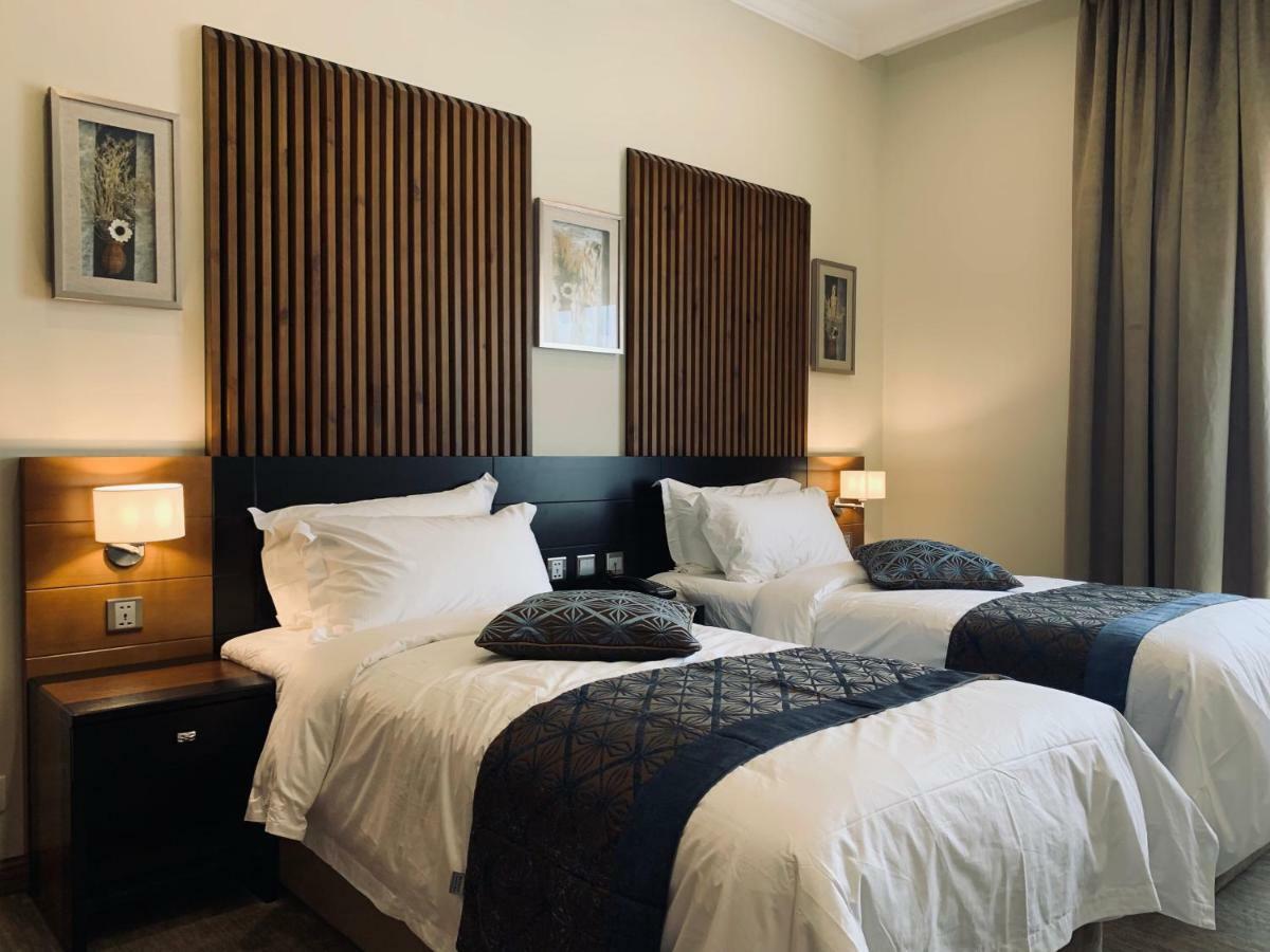 Tripper Inn Dammam Bagian luar foto