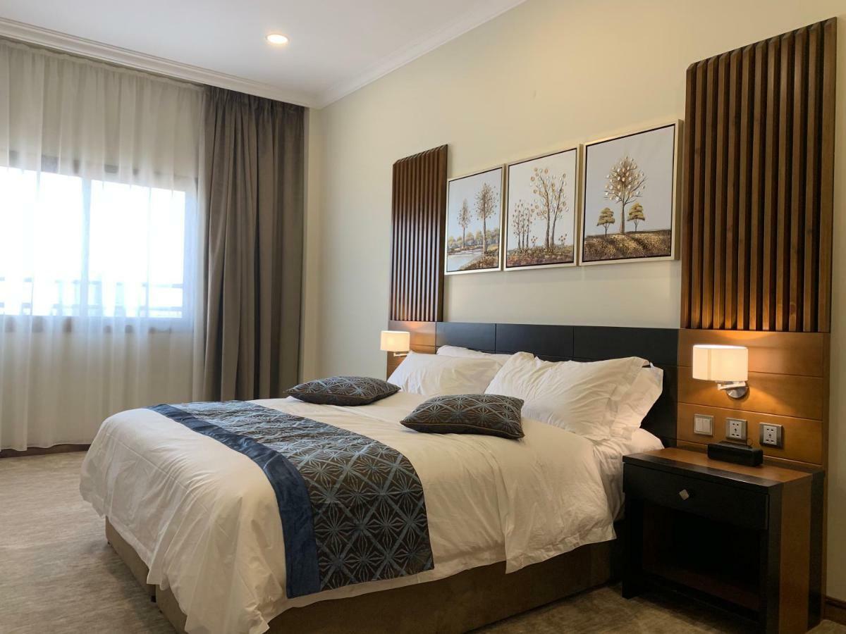 Tripper Inn Dammam Bagian luar foto